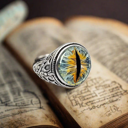 Enchanting Dragon Eyes Glass Cabochon Vintage Rings