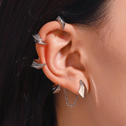 Claw Ear Cuffs Earring (Clip-on). Right ear only.