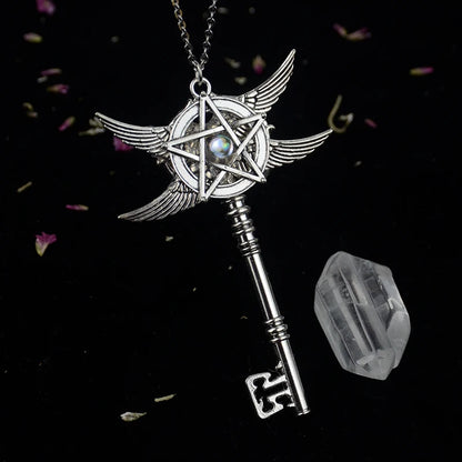 Crystal Enchanted Key Pendant - A Gateway to Mystical Realms