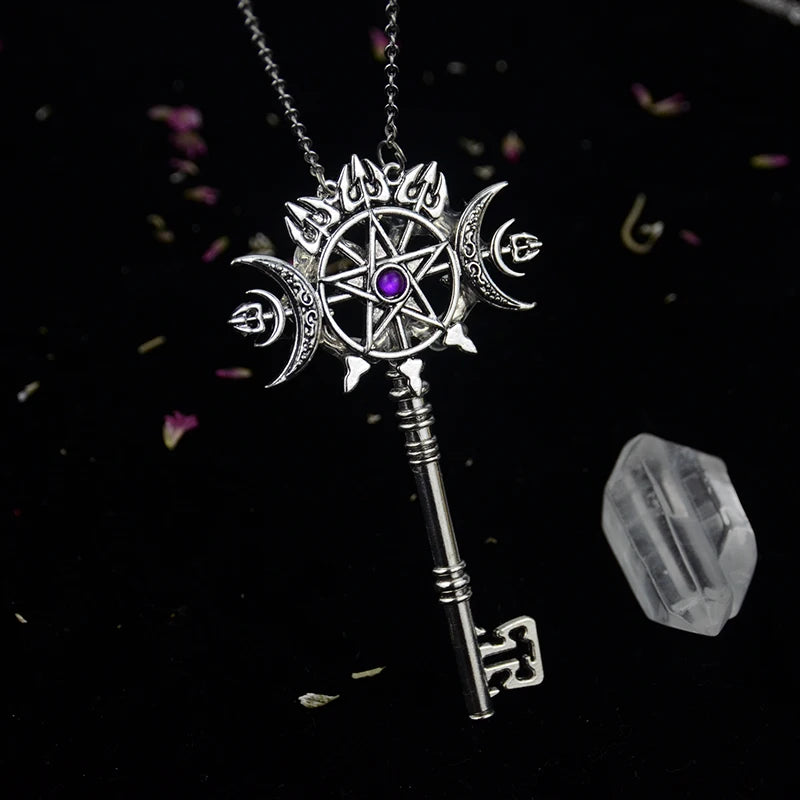 Crystal Enchanted Key Pendant - A Gateway to Mystical Realms